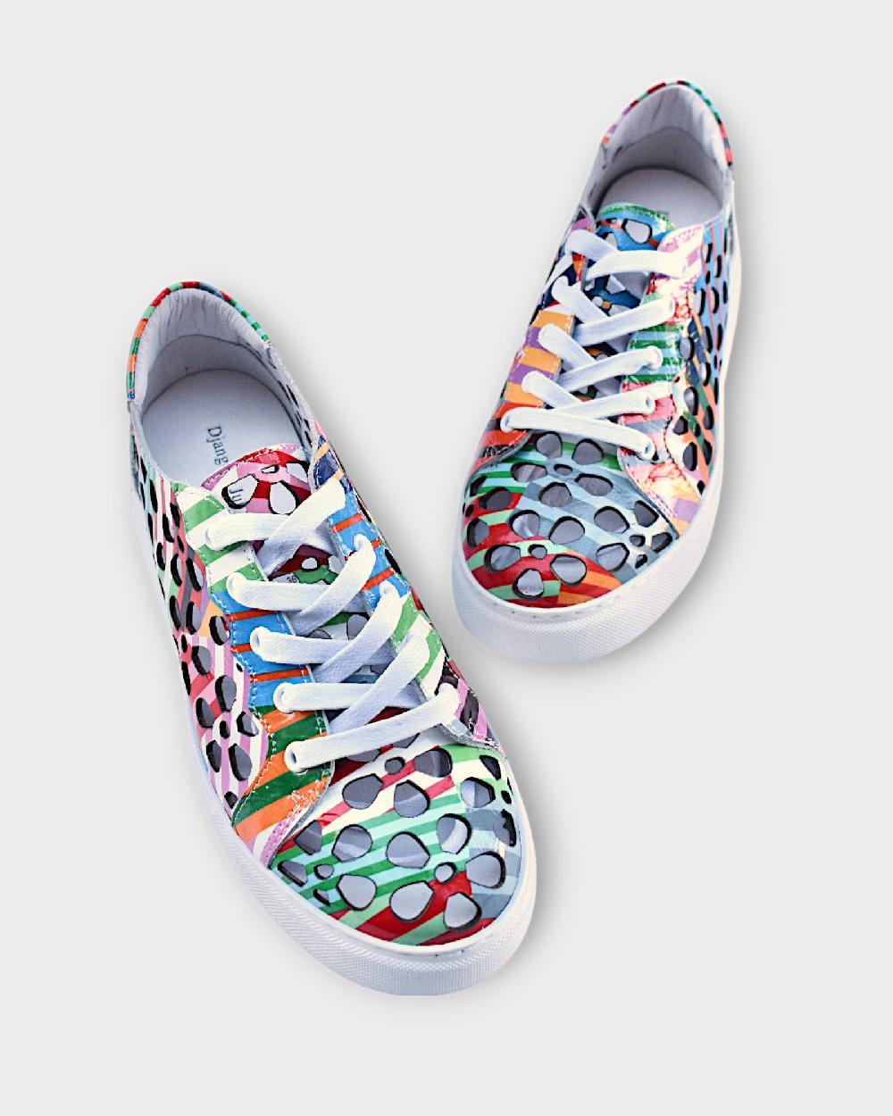 Shoes Of Soul Django & Juliette Yarry