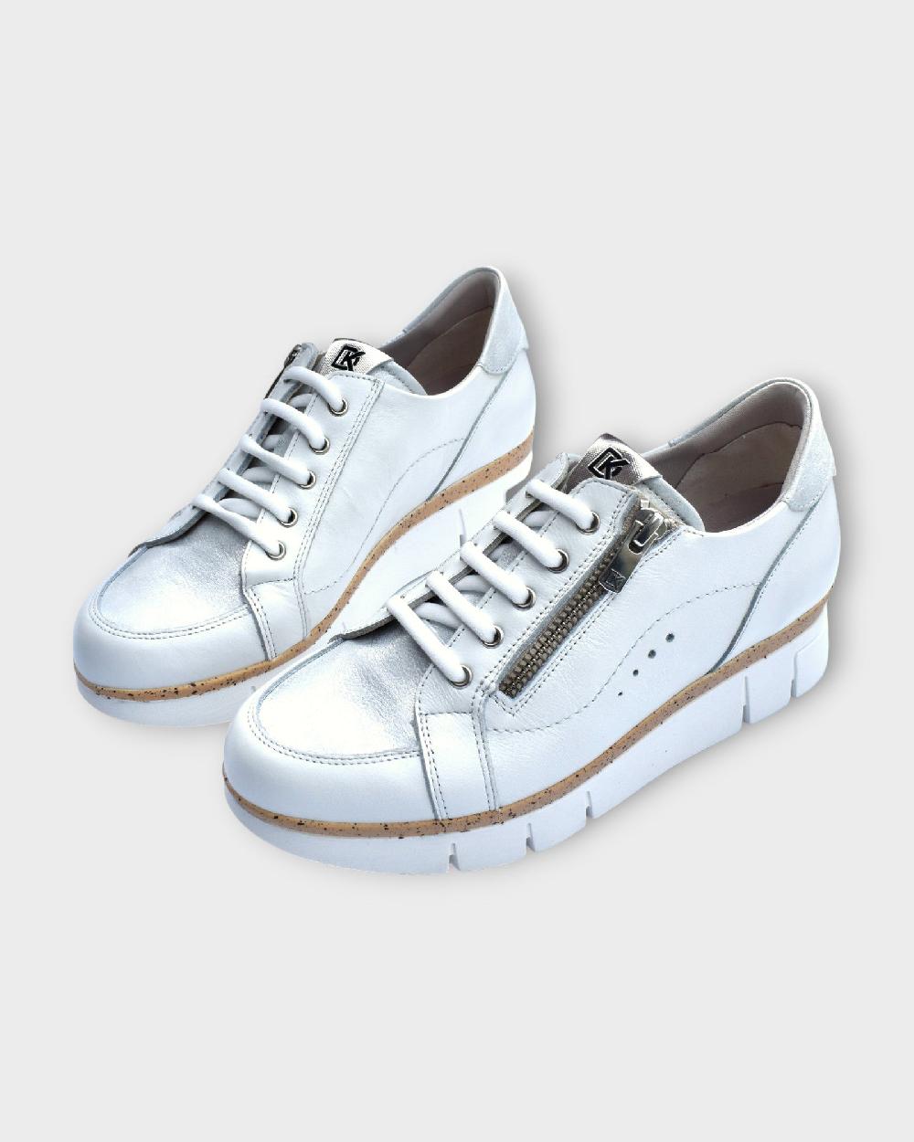 Shoes Of Soul Dorking India D9301