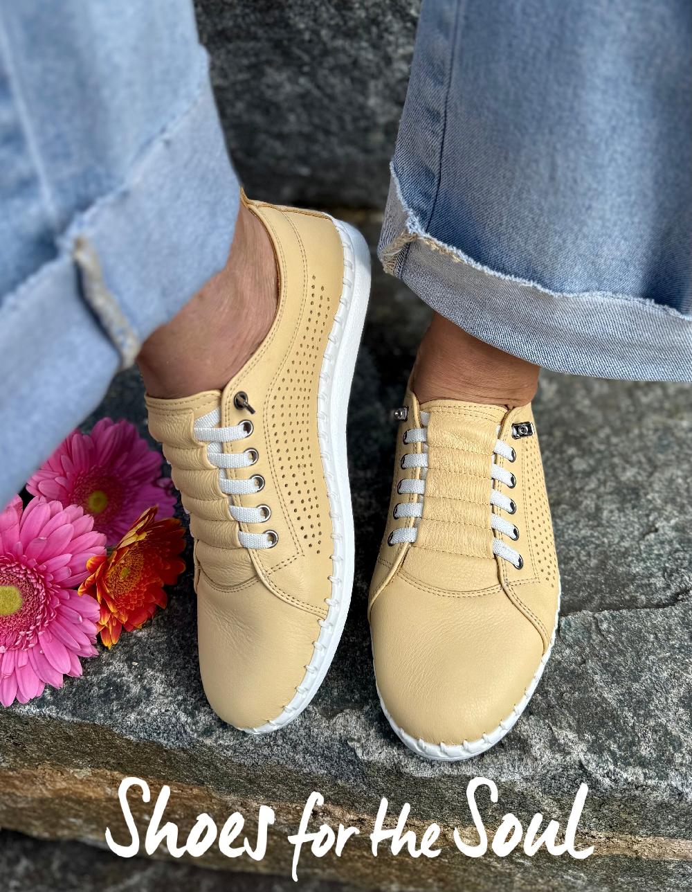 Shoes Of Soul Everly Leora 01