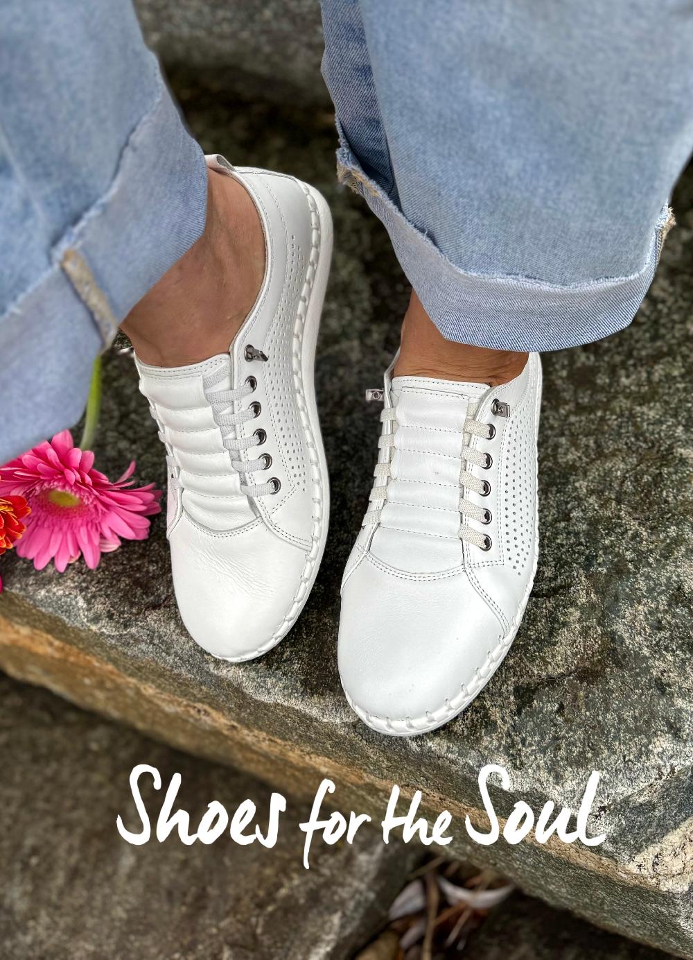 Shoes Of Soul Everly Leora 01