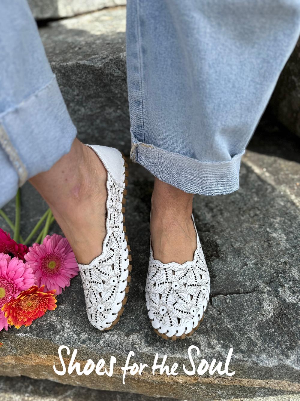 Shoes Of Soul Everly Molly 01