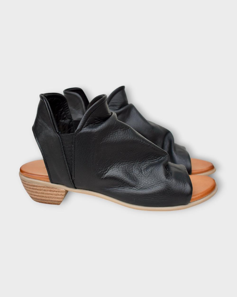 shoes of soul Roamers Maddison