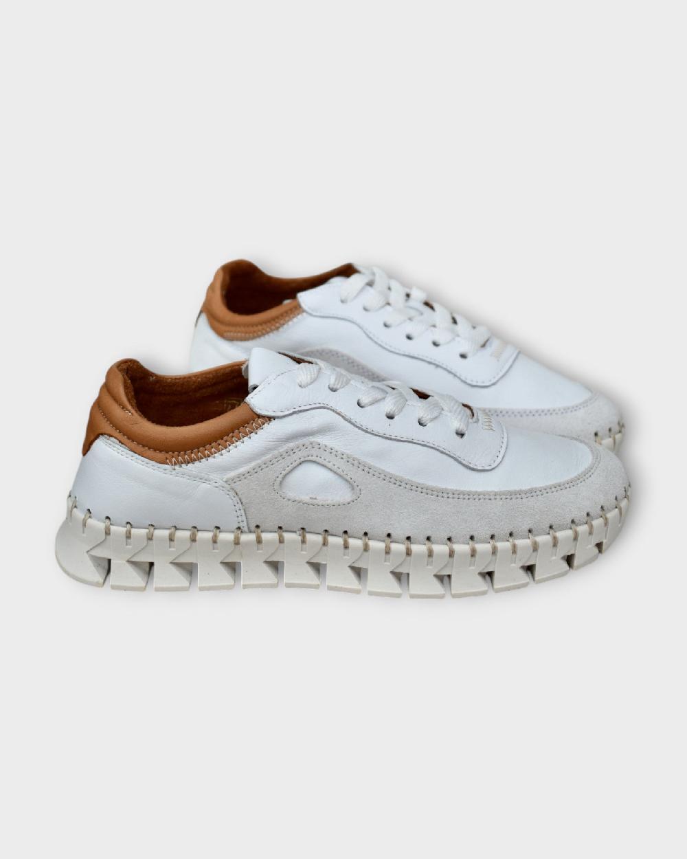 shoes of soul Tyche Play