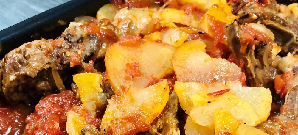 sitram Côtes d’agneau braisées comme un « pommes boulangère » tomaté