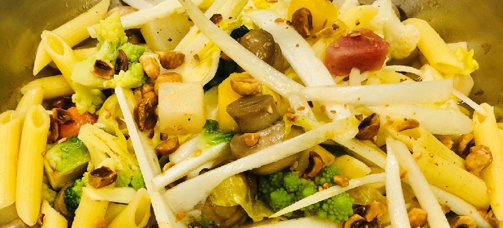 sitram « Cuit cru » de légumes de saison penne al dente sauce soja noisette estragon parmesan