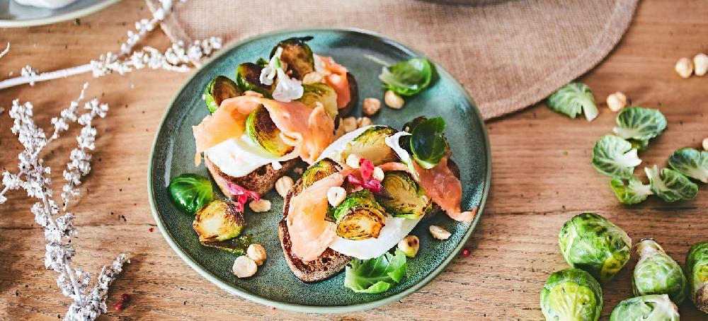 sitram Toasts aux choux de Bruxelles et burrata