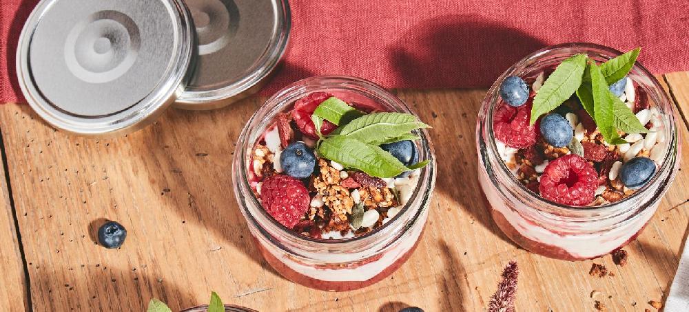 sitram Verrines de muesli maison fromage blanc compote de prunes