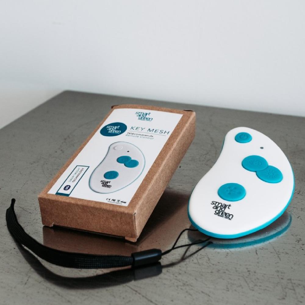 Smart And Green PACK CUB AND KEY – PACK OF THREE CUB TABLE LAMPS AND ONE REMOTE CONTROL