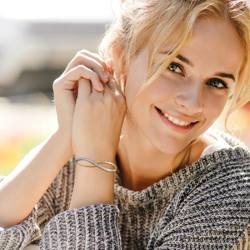 So Charm Bracelet Par SoCharm Orné De Cristaux Scintillants