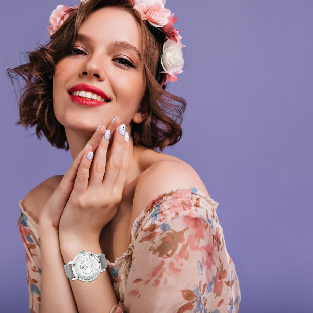 So Charm Montre Delphine élégante Ornée De Cristaux Scintillants Par SoCharm