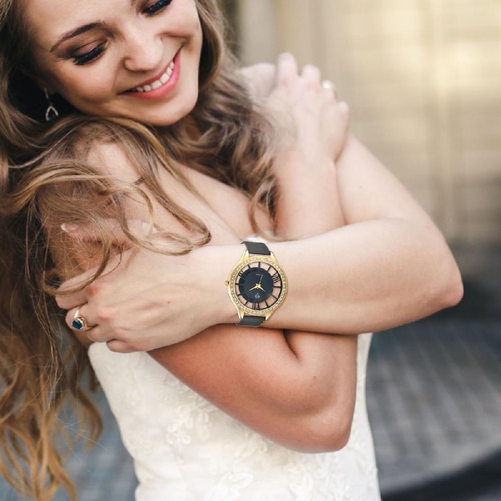 So Charm Montre Lara SoCharm Ornée De Cristaux Scintillants