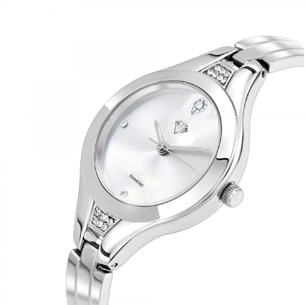 So Charm Montre Lola Argentée SoCharm Ornée D'un Véritable Diamant Et De 18 Cristaux Scintillants