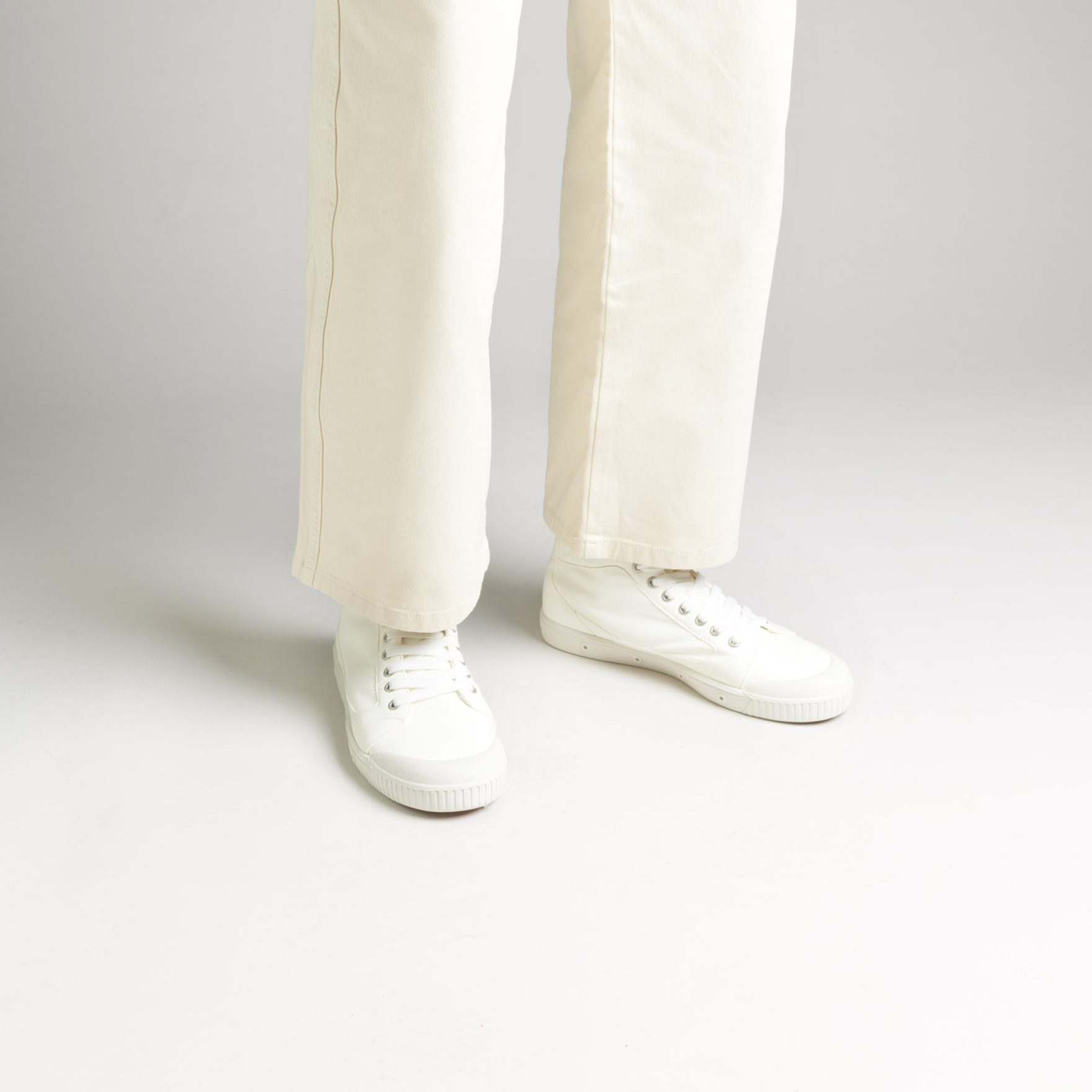 Spring Court Basket Montante En Cuir Blanc