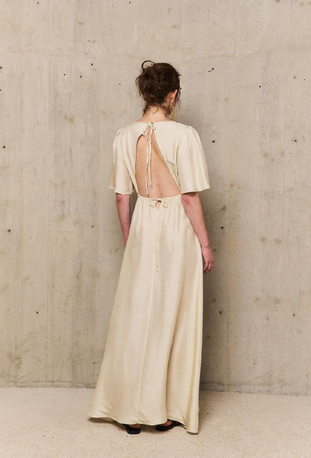 Stella Forest DINArobe Dos Nu Imprimée