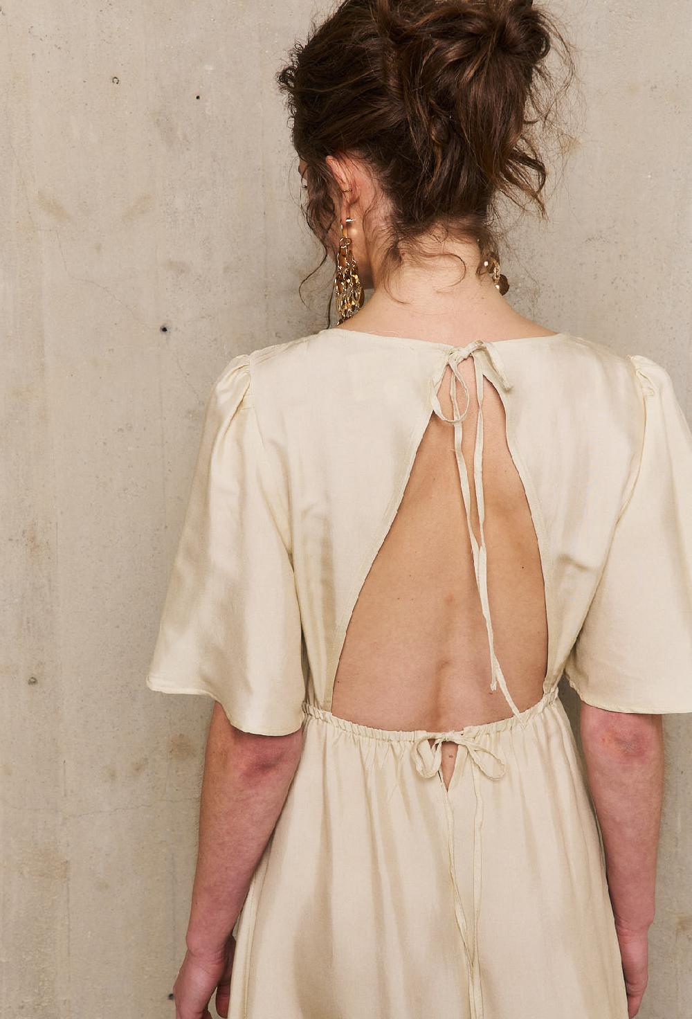 Stella Forest DINArobe Dos Nu Imprimée