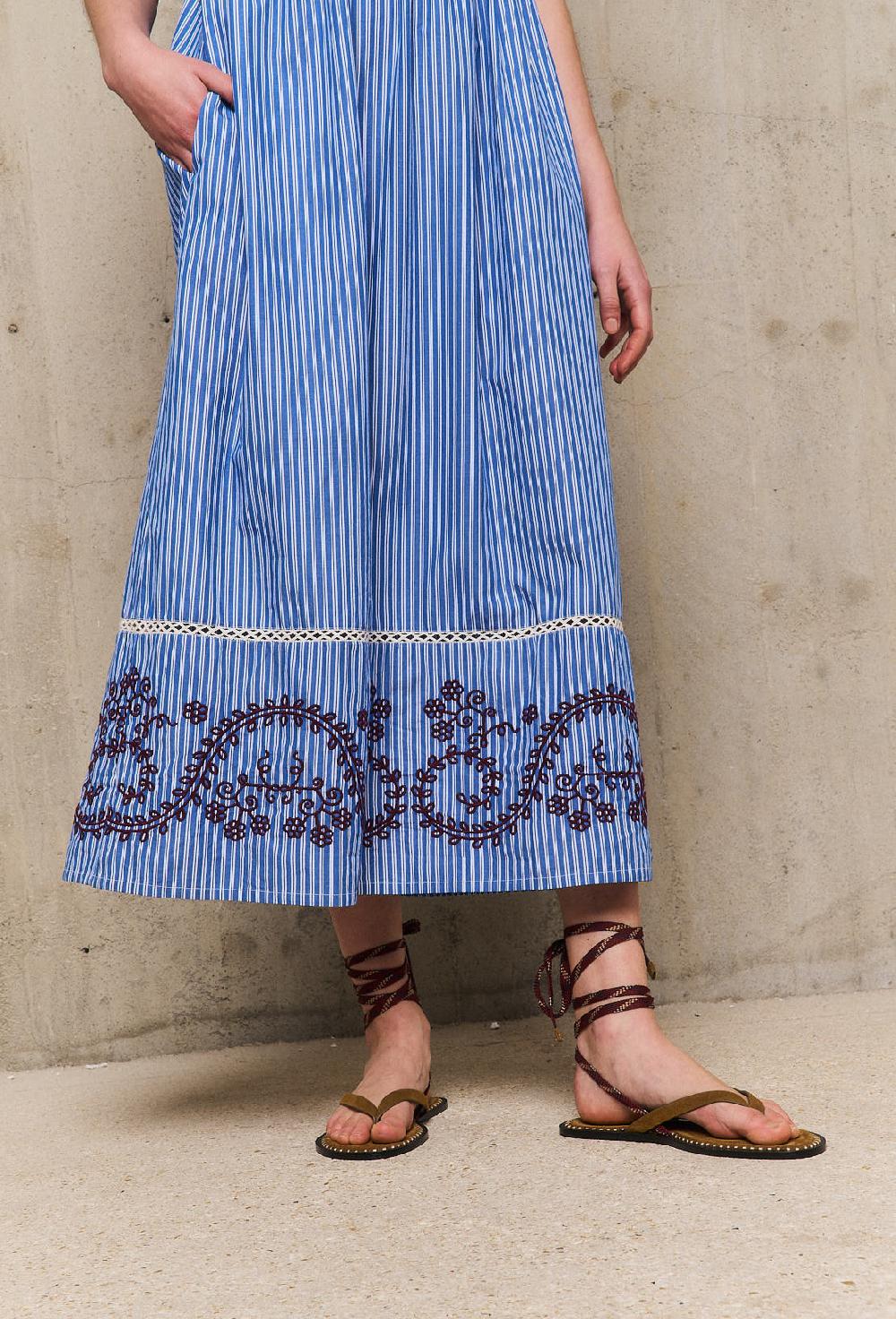 Stella Forest NURIArobe Midaxi Brodée