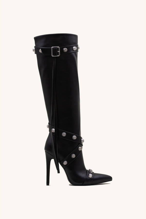 stephan Bottes ornées de clous noires