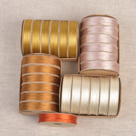 stephanoise S30057 - BOITE DE CORDON A BRODER (6 PIECES DE 10 MTS)