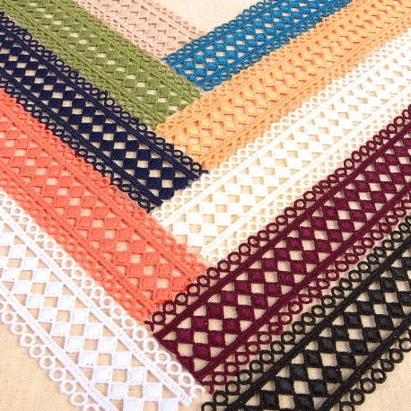 stephanoise S4220 - GUIPURE GÉOMÉTRIQUE