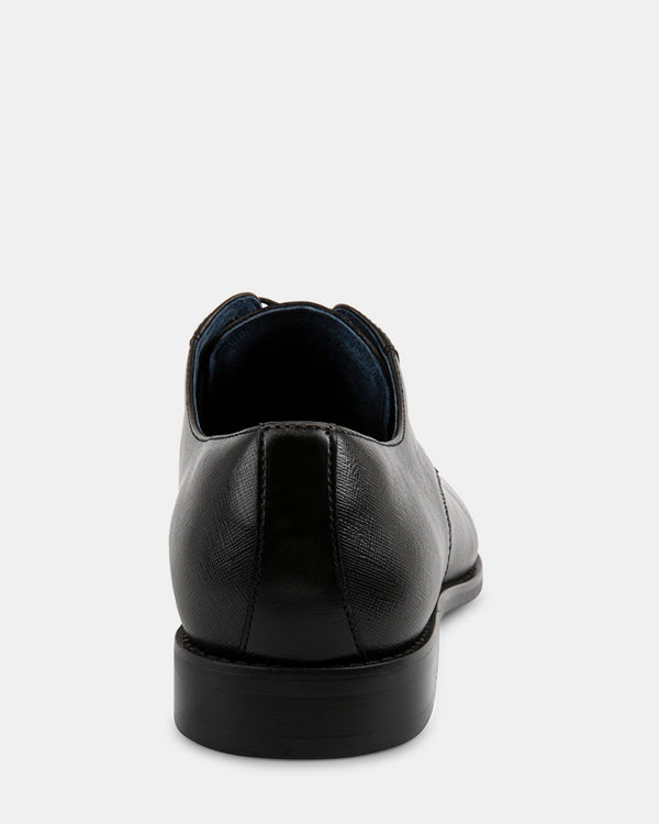 Steven New York Sawyer Noir