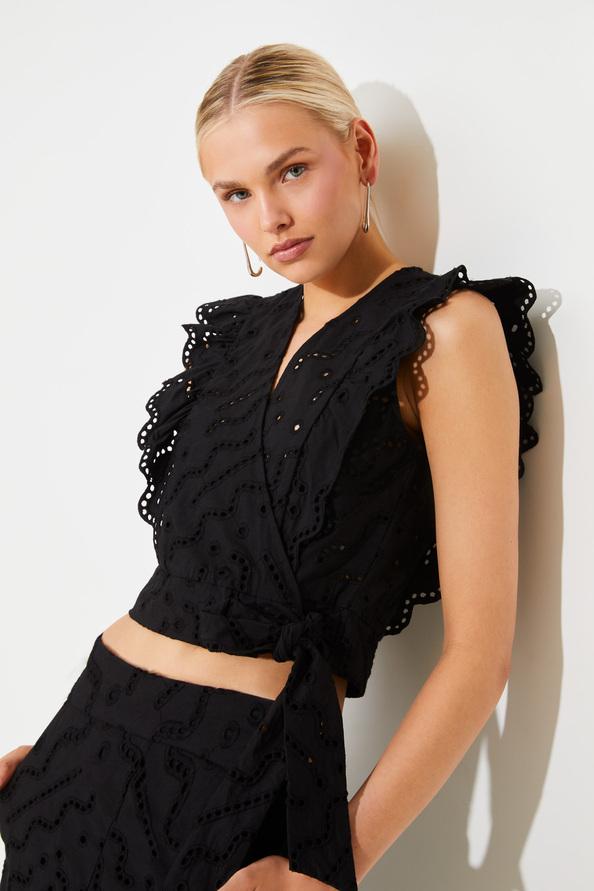 Suncoo Lila Blouse Courte à Broderie Anglaise