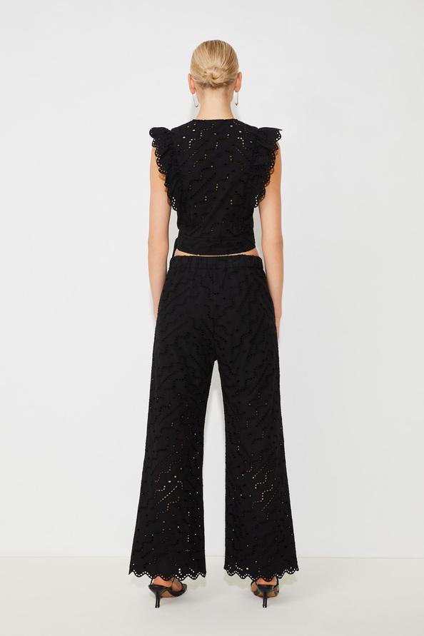 Suncoo Lila Blouse Courte à Broderie Anglaise