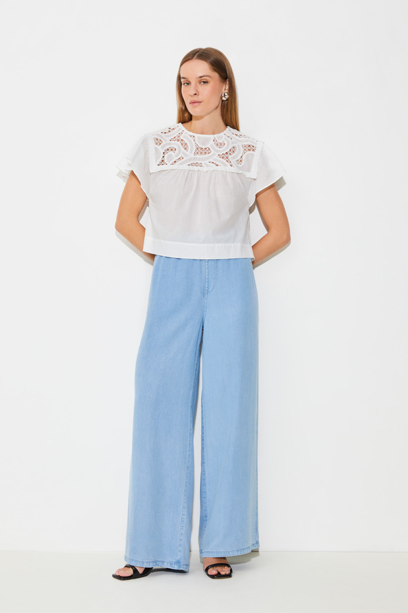 suncoo Logo Blouse courte détail guipure