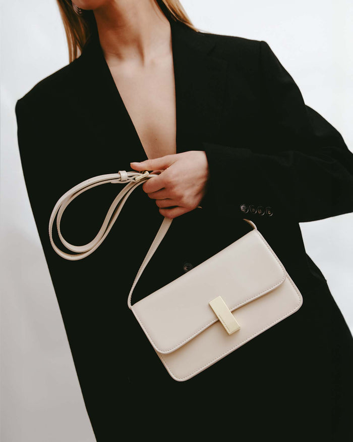 tammy and benjamin BLAKE - IVOIRE