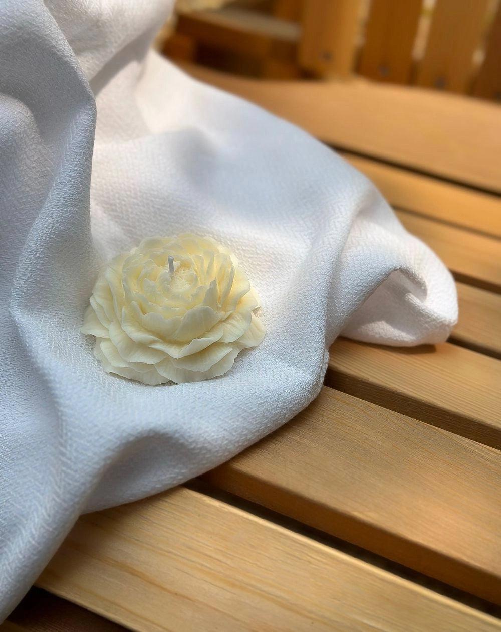 Teo Cabanel BOUGIE DÉCORATIVE - LA PIVOINE Fleurie & Printanière