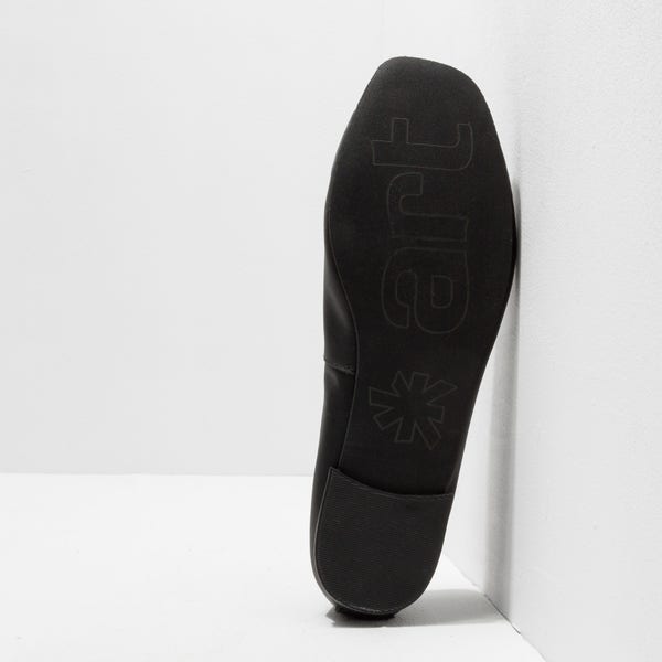 The Art Company 1623 LENS