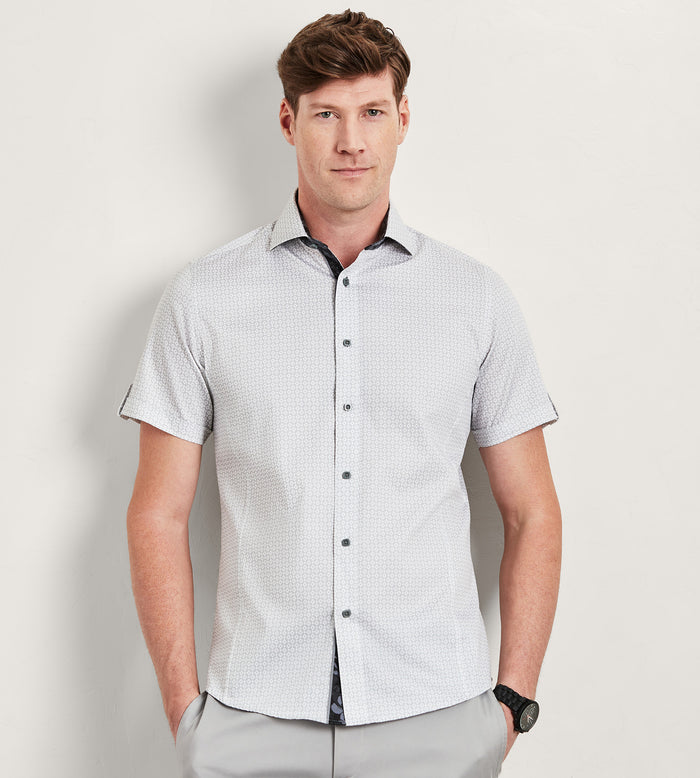 tip top Modern Fit Short Sleeve Geo Pattern Casual Shirt