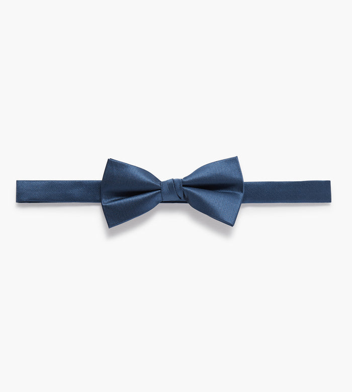 Tip Top Solid Bow Tie