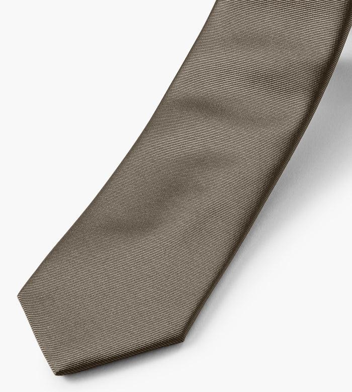 Tip Top Solid Tie