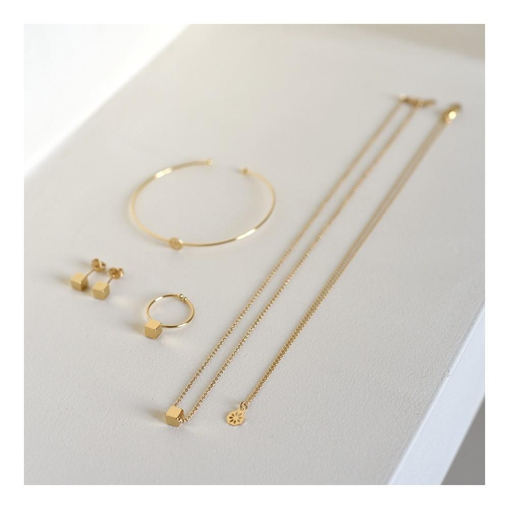 Titlee Collier Lindower