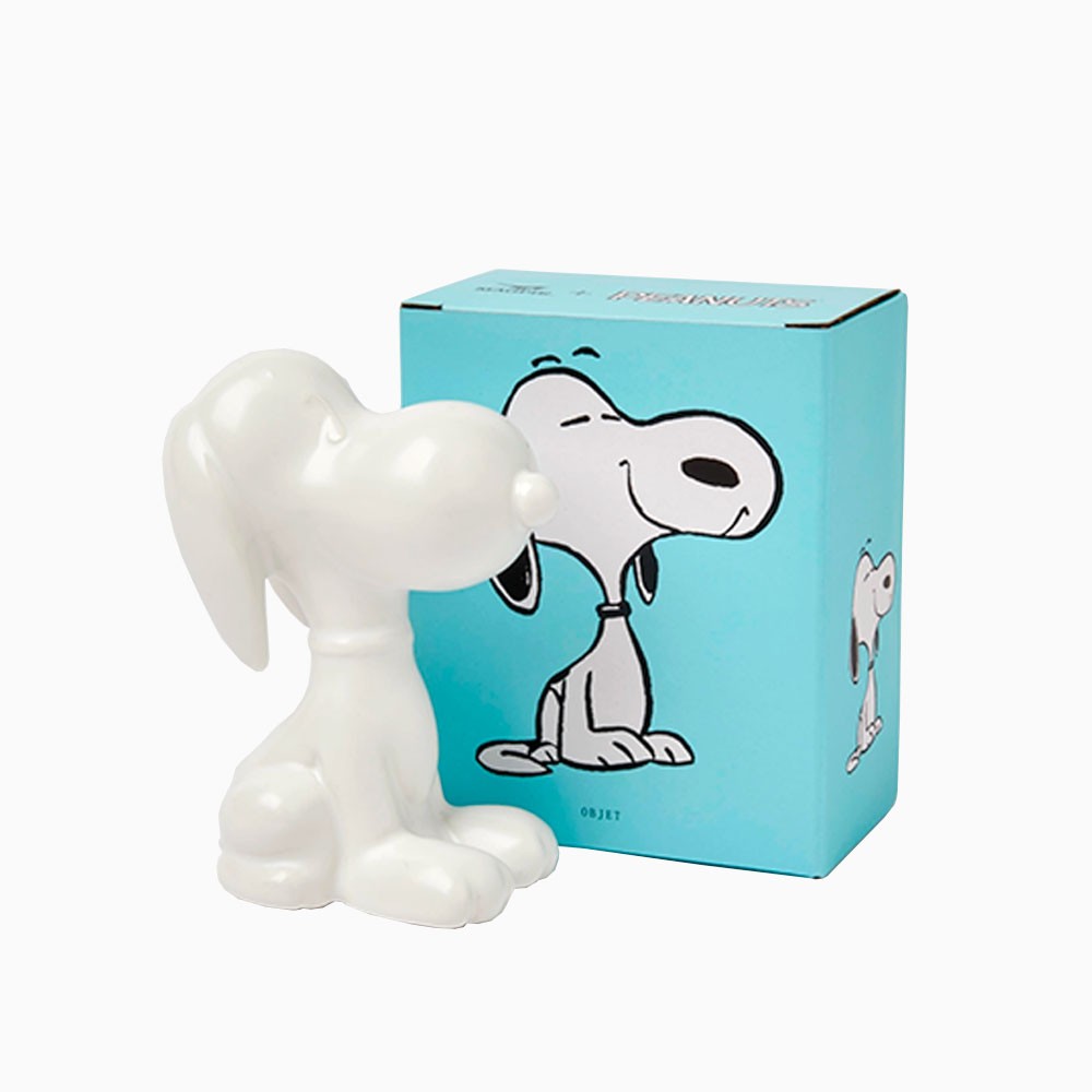 titlee Figurine Snoopy en porcelaine