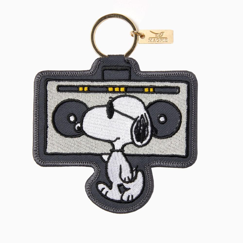 titlee Grand porte-clés brodé Snoopy Boombox