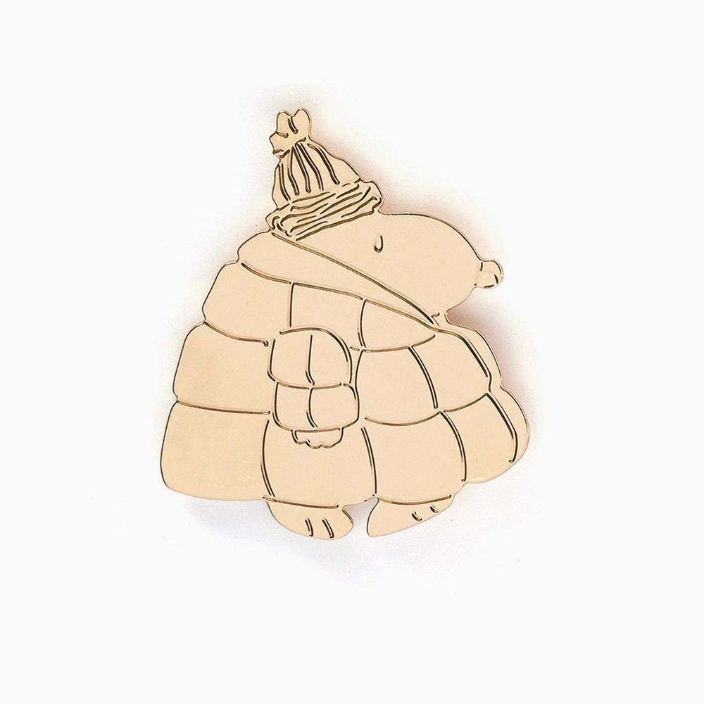 titlee Pin's January - Snoopy Monthly