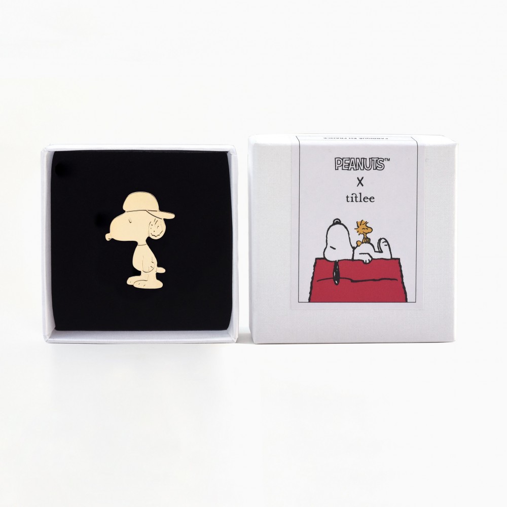 Titlee Pin's July - Snoopy Monthly