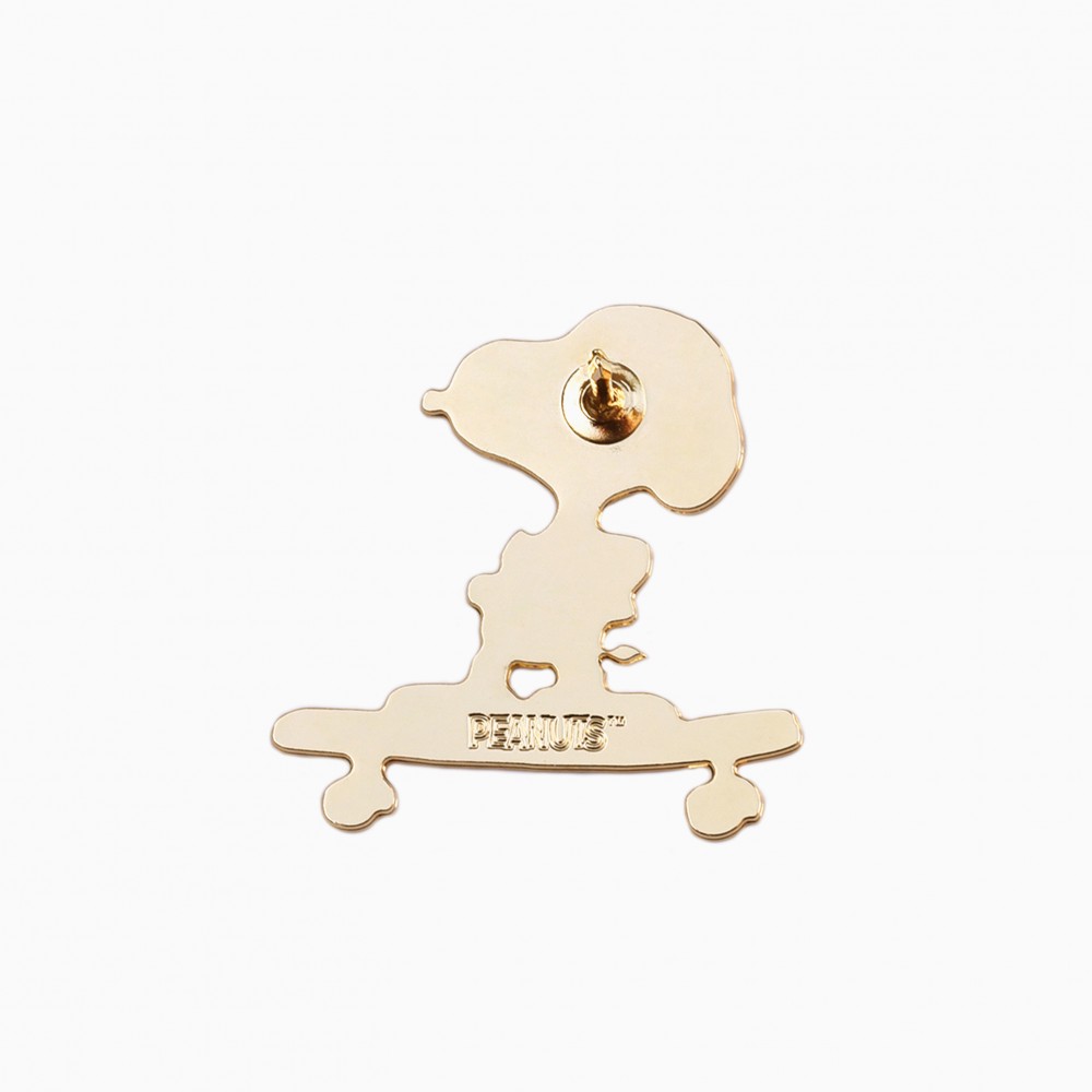 Titlee Pin's May - Snoopy Monthly