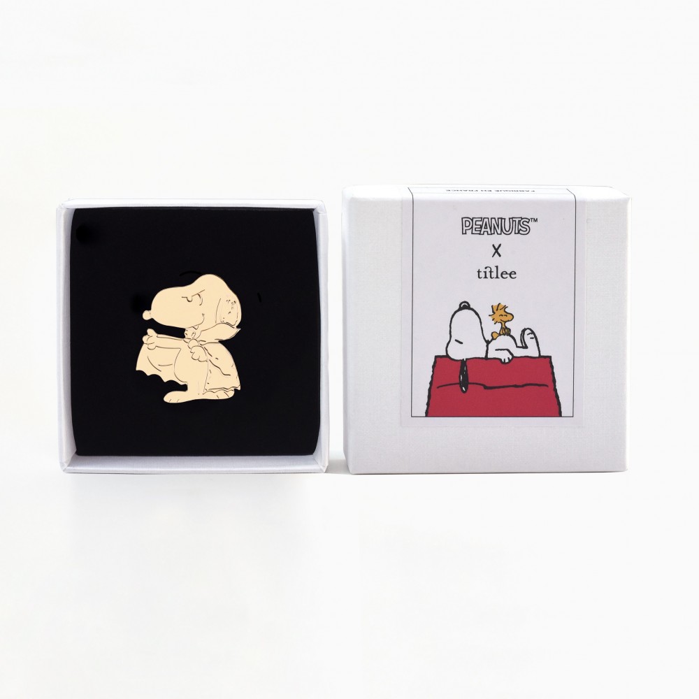 Titlee Pin's October - Snoopy Monthly
