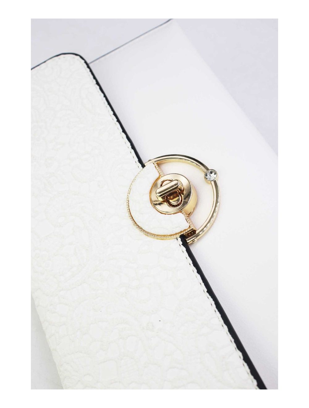 tom&eva Pochette Bandoulière à Rabat Effet Broderie 24P-6043-Blanc