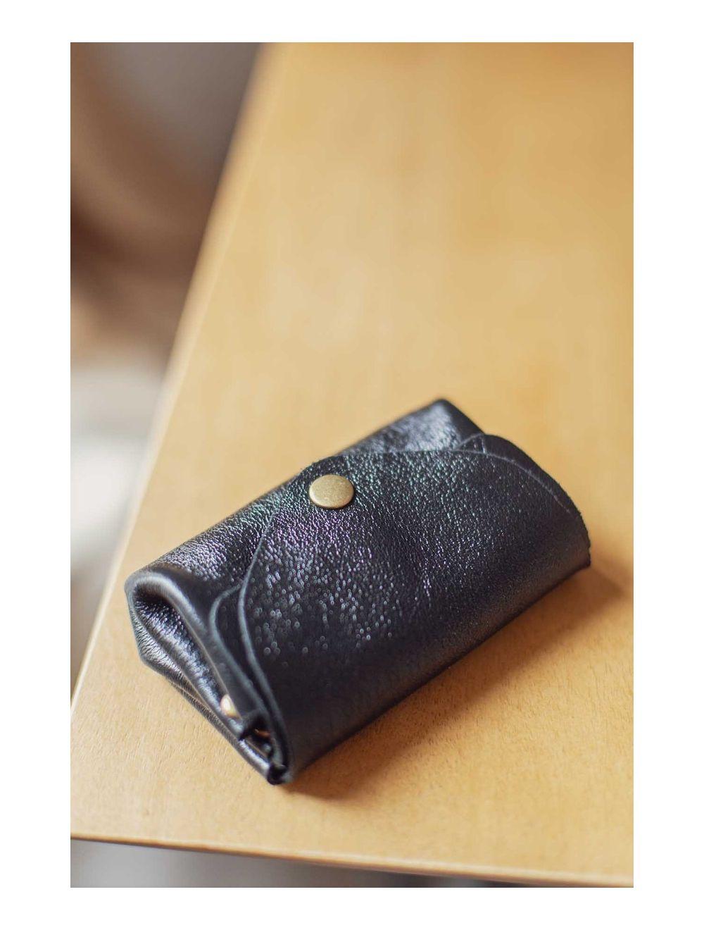 tom&eva Pochette en Croûte Cuir Vachette Métallisé 4903 SUZIE METAL-Noir