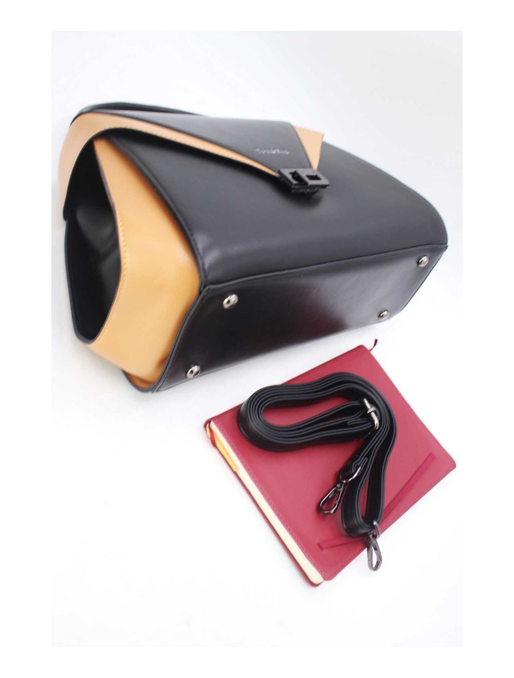 Tom&eva Sac à Main Effet à Rabat Costume 24B-6005-Black/Apricot