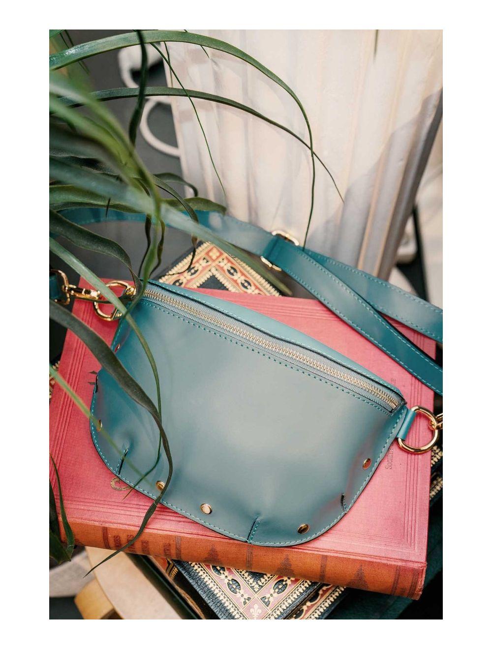 Tom&eva Sac Banane Croûte Cuir Vachette Lisse 4110 MALIA-Bleu