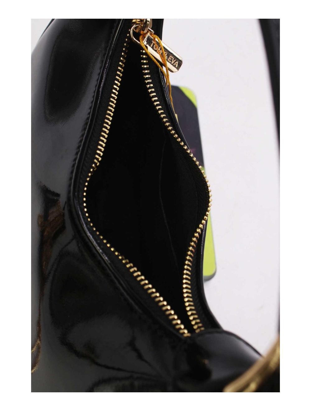 tom&eva Sac Porté Épaule Demi Lune Verni Forme Croissant 24P-5910-Noir