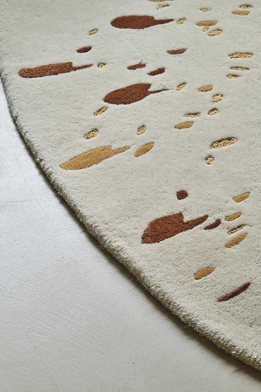 Toulemonde Bochart Paint Oval Ocre Tapis Beige Ocre En Laine Viscose