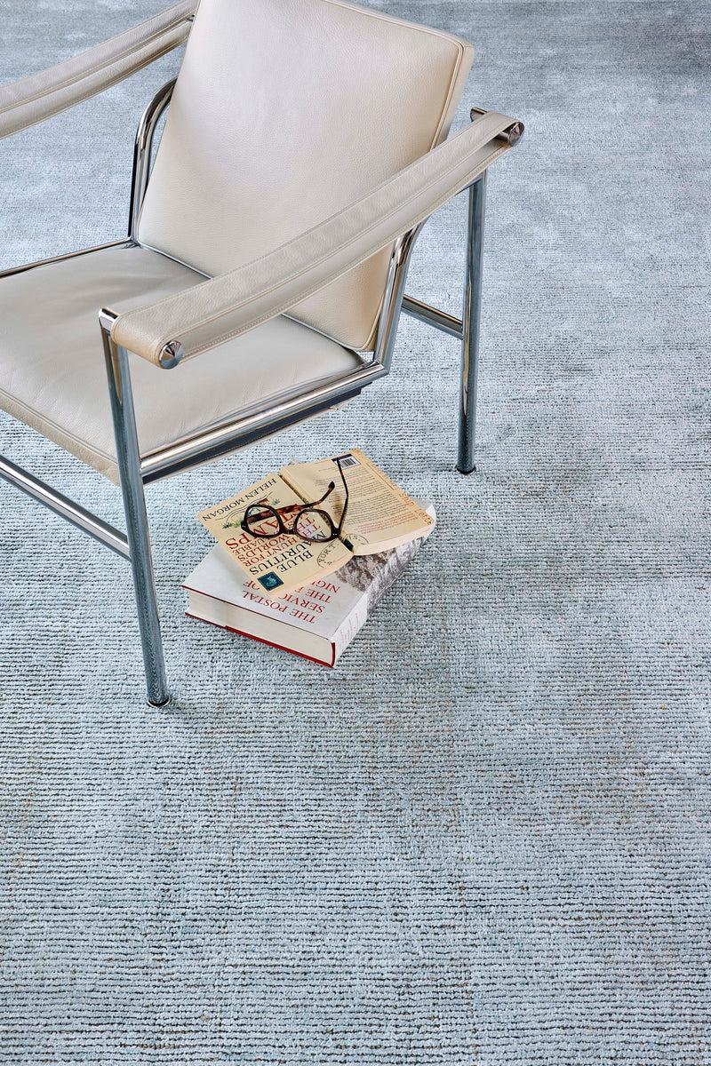 Toulemonde Bochart Stone Celadon Tapis Bleu En Laine Et Bambou