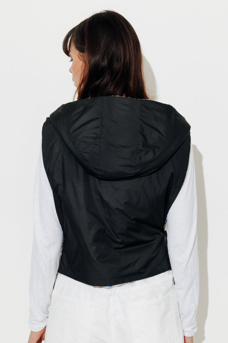 Trench & Coat France Capuche Accessoire Réversible Fantaisie Tissu Déperlant Noire Printemps-Été 2025