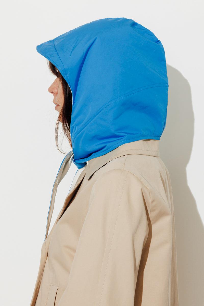 Trench & Coat France Capuche Réversible Esprit Foulard Bleu Printemps-Été 2025