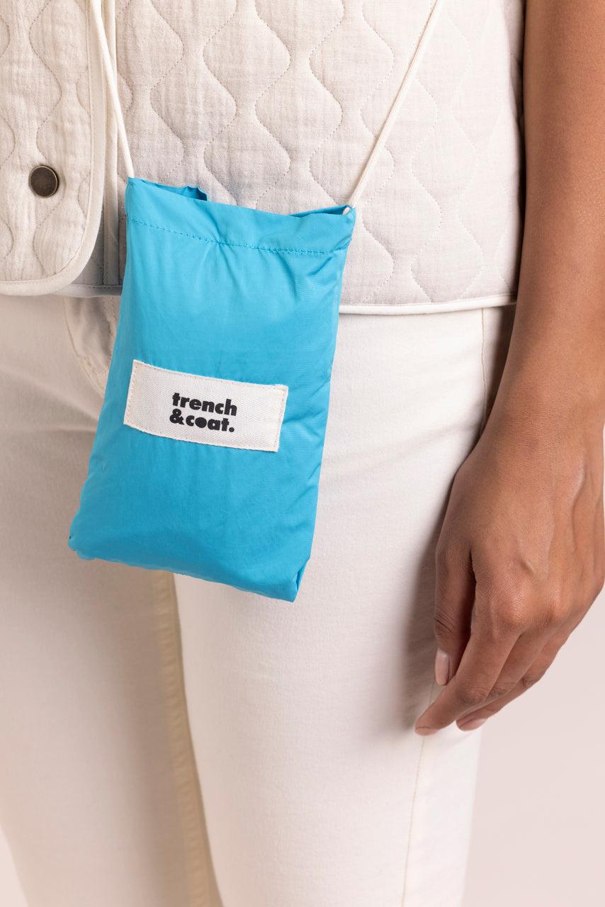 Trench & Coat France Capuche Réversible Imprimé Esprit Foulard Bleu Printemps-Été 2025